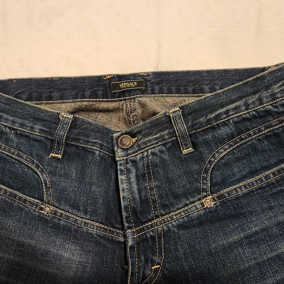 Size 32 Versace couture jeans, distressed Indigo - Picture 4 of 4